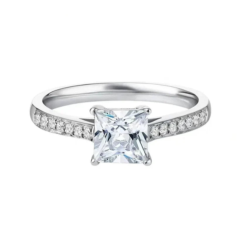 Leontina Gualtieri Ring | White Gold